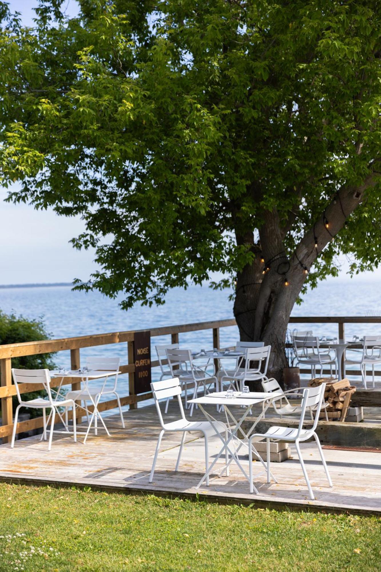 The Lakeside Prince Edward County Wellington Luaran gambar
